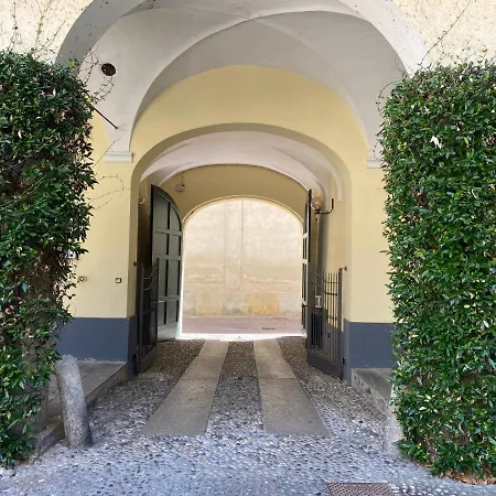 Center One By Cinelli Apartment *