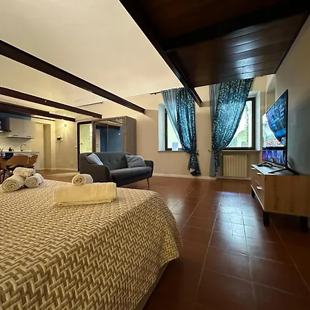 Center One - Loft Ampio In Centro Storico - Tv 75