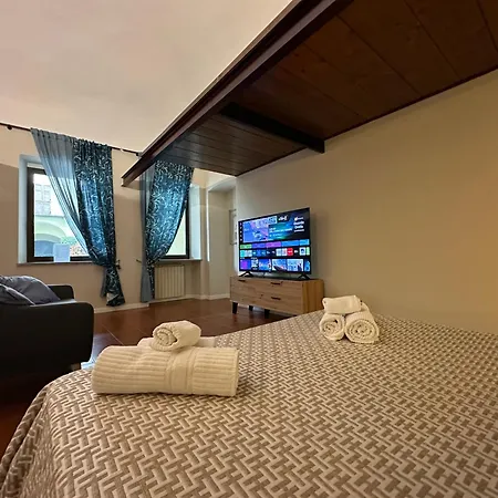 Center One - Loft Ampio In Centro Storico - Tv 75
