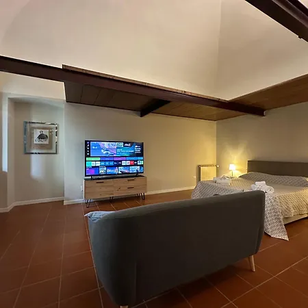 Center One - Loft Ampio In Centro Storico - Tv 75