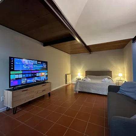 Center One - Loft Ampio In Centro Storico - Tv 75
