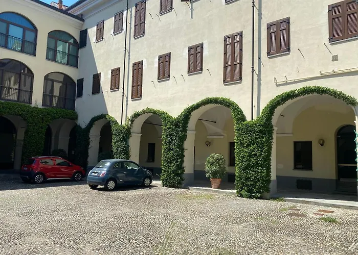 Center One By Cinelli Apartment *